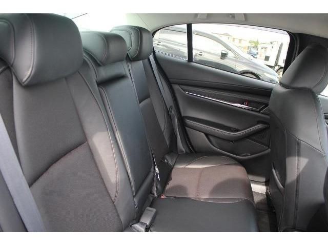 Mazda MAZDA3 2019-10 4687-15