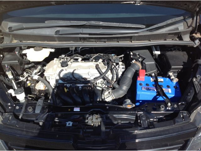 Toyota VOXY 2015-01 22937-19