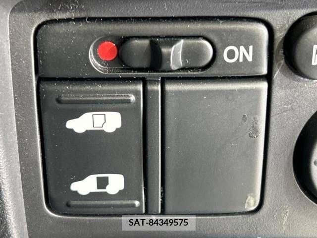 Honda FREED SPIKE 2010-09 302819-4