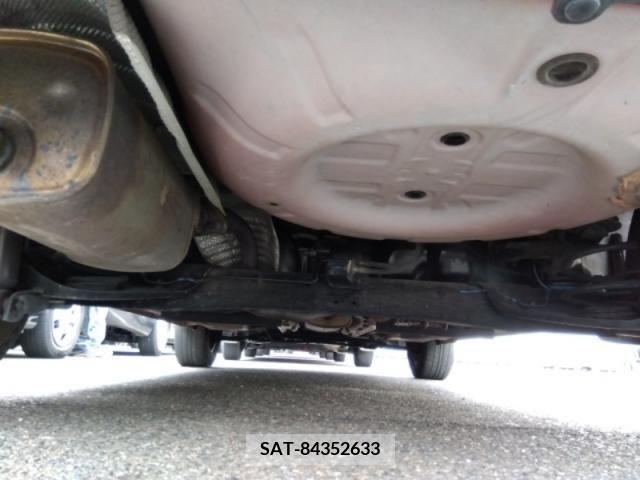 Nissan JUKE 2012-07 352601-15