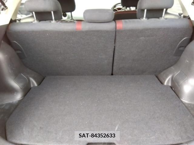 Nissan JUKE 2012-07 352601-10