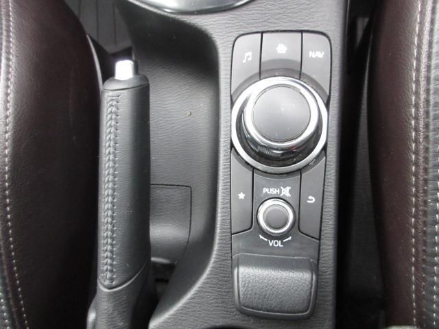 Mazda DEMIO 2017-06 13739-26