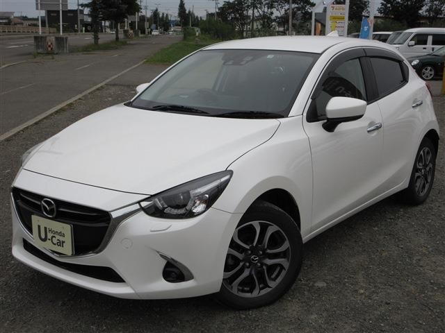 Mazda DEMIO 2017-06 13739-0