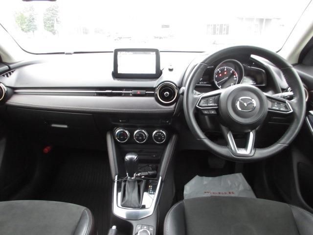 Mazda DEMIO 2017-06 13739-9