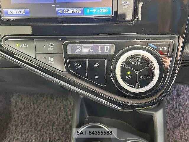 Toyota AQUA 2017-11 340777-5