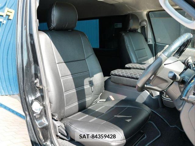 Toyota HIACE WAGON 2017-01 361238-13