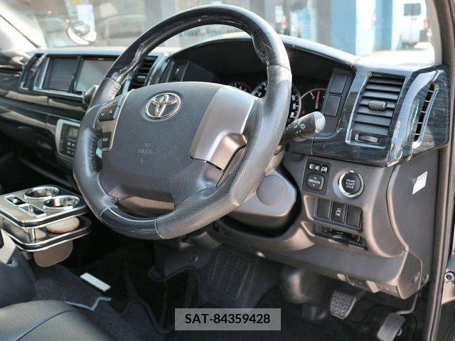 Toyota HIACE WAGON 2017-01 361238-10