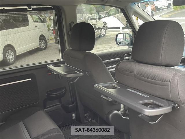 Honda e 2018-04 379525-15