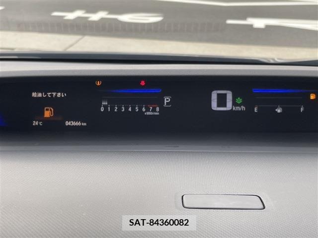 Honda e 2018-04 379525-11