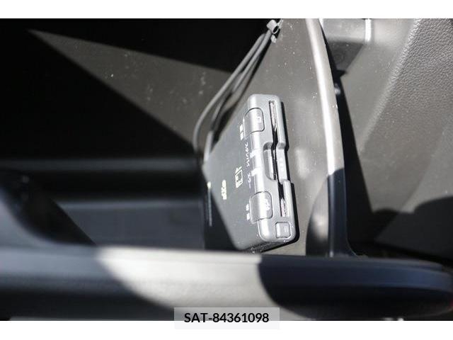 Suzuki SWIFT 2023-12 237328-3
