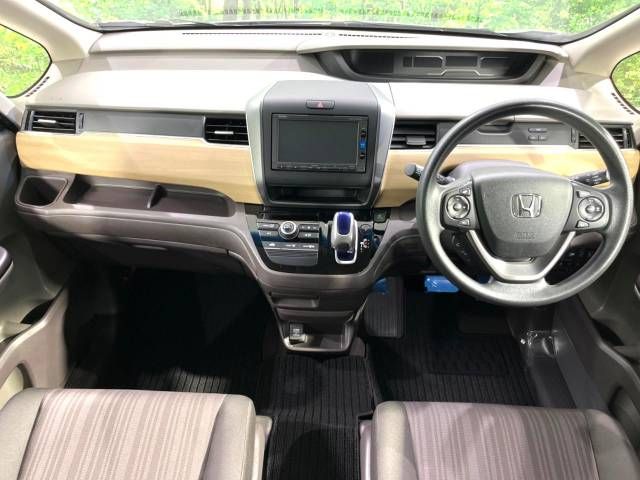 Honda FREED HYBRID 2017-08 22660-1
