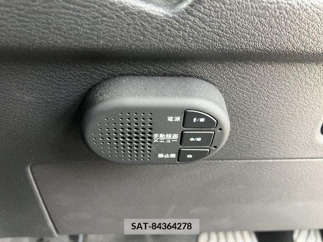 Nissan ROOX 2020-10 300931-14