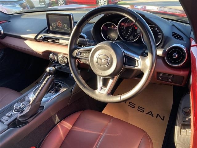 Mazda ROADSTER 2017-03 193159-26