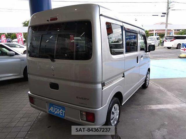 Suzuki EVERY 2023-07 382936-3