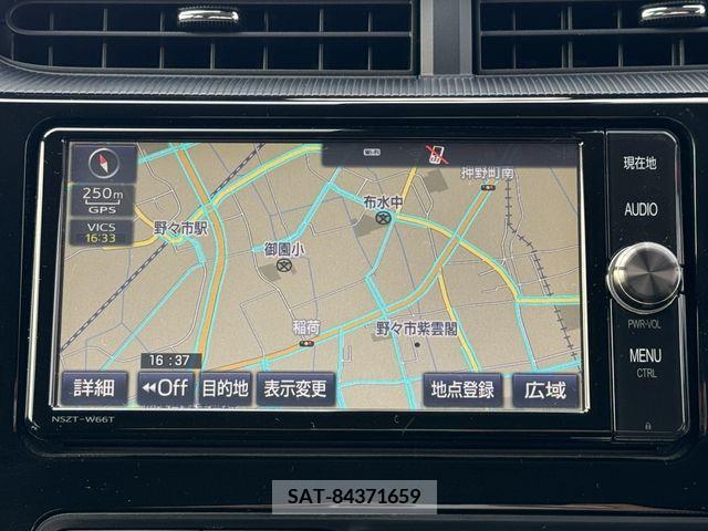 Toyota AQUA 2017-08 260185-10