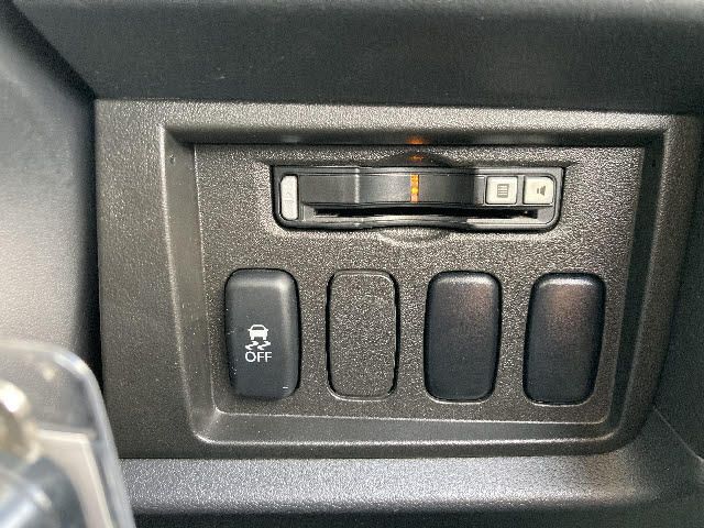 Mitsubishi DELICA D5 2016-02 8755-8