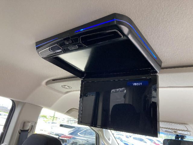 Mitsubishi DELICA D5 2016-02 8755-11