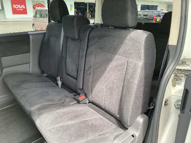 Mitsubishi DELICA D5 2016-02 8755-15