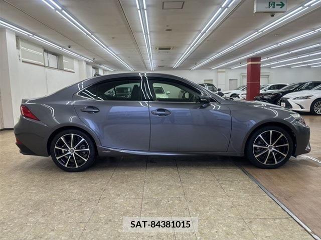 Lexus IS 2013-08 388332-17