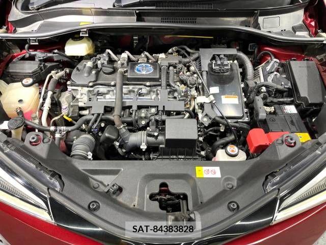 Toyota C-HR 2018-05 264099-18