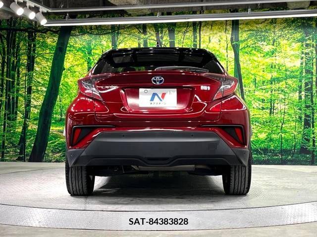 Toyota C-HR 2018-05 264099-15