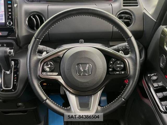 Honda N BOX CUSTOM 2018-05 338683-11