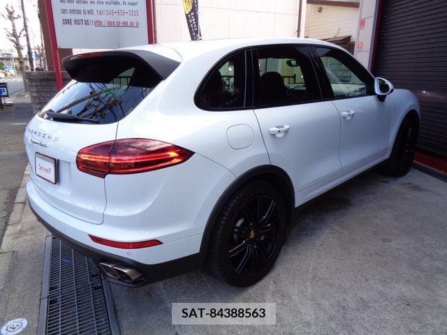 Porsche CAYENNE 2015-12 208901-8