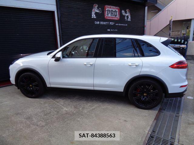 Porsche CAYENNE 2015-12 208901-12