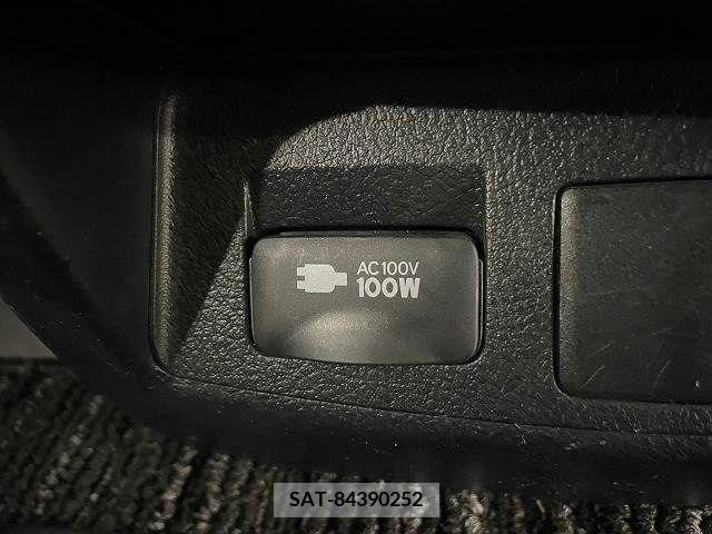 Toyota VELLFIRE 2015-06 337006-9