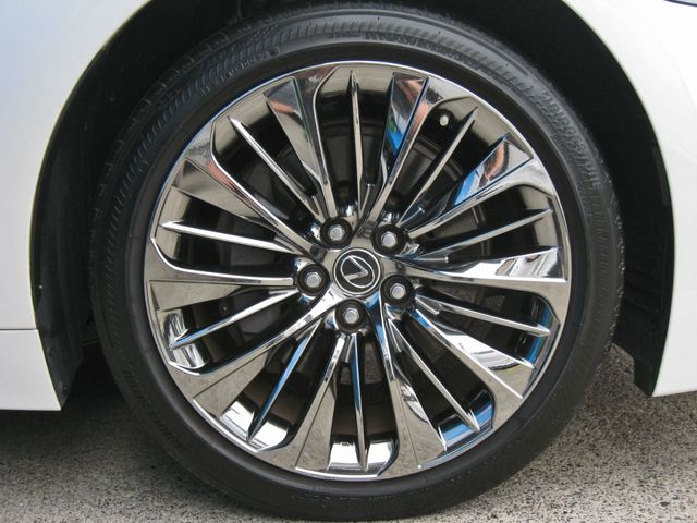 Lexus LS 2018-03 7858-7