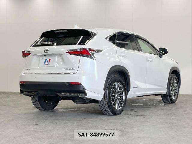 Lexus NX 2015-02 362962-17