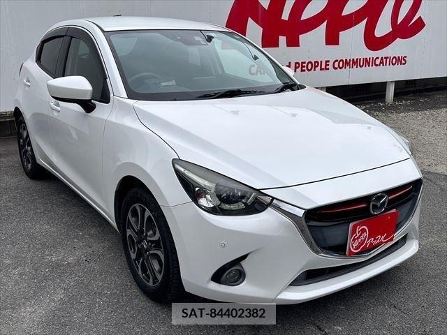 Mazda DEMIO 2015-04 296661-2