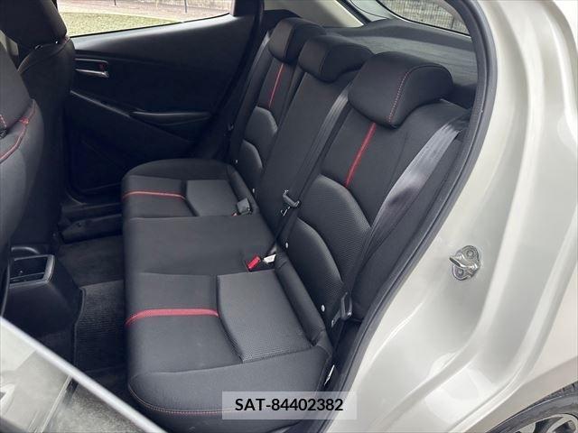 Mazda DEMIO 2015-04 296661-22
