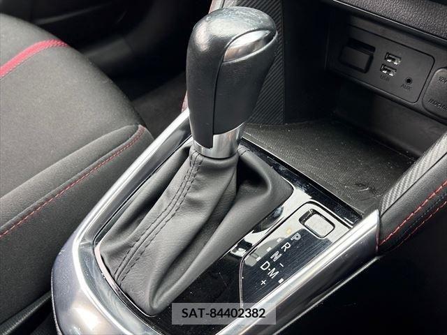 Mazda DEMIO 2015-04 296661-26