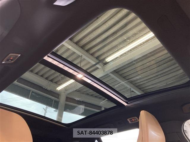 Volvo V60 2018-10 379803-11