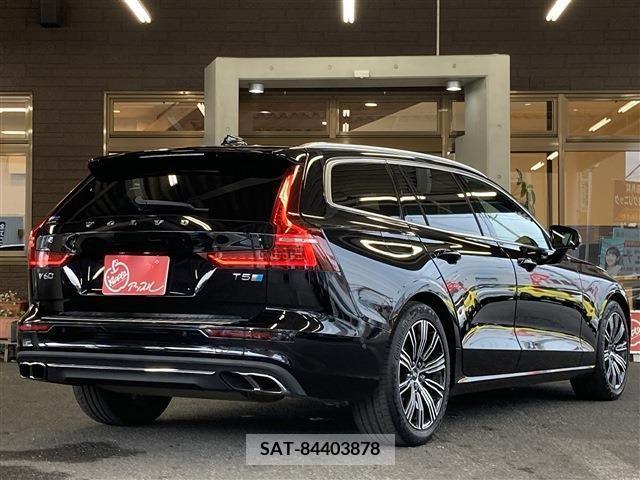 Volvo V60 2018-10 379803-2