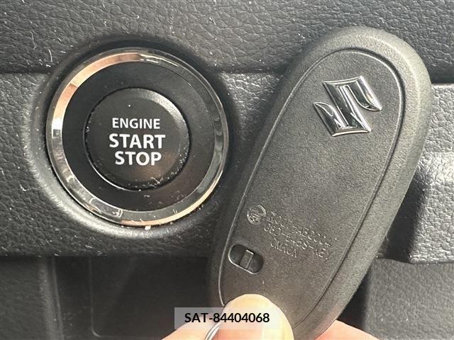 Suzuki HUSTLER 2017-02 215346-6