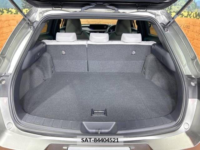 Lexus UX 2019-07 221967-10