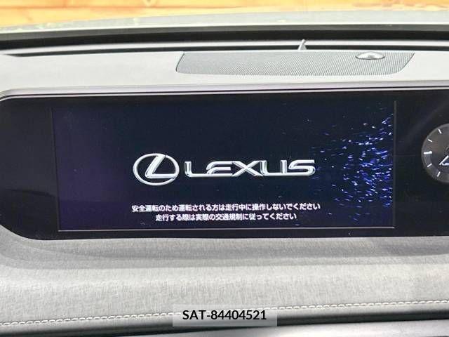 Lexus UX 2019-07 221967-3