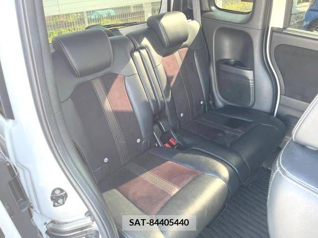 Honda N BOX CUSTOM 2019-11 307232-9