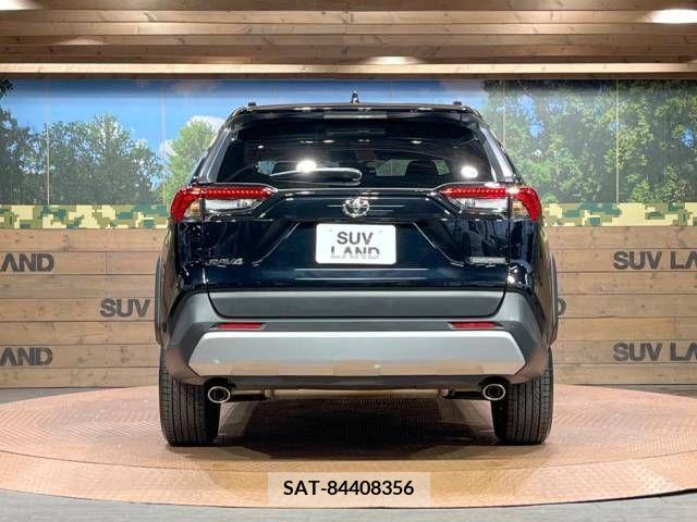 Toyota RAV4 2023-02 283102-18