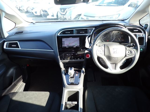 Honda SHUTTLE 2018-10 12620-1
