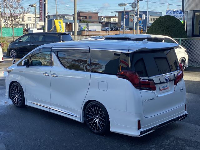 Toyota ALPHARD HYBRID 2020-09 16050-7