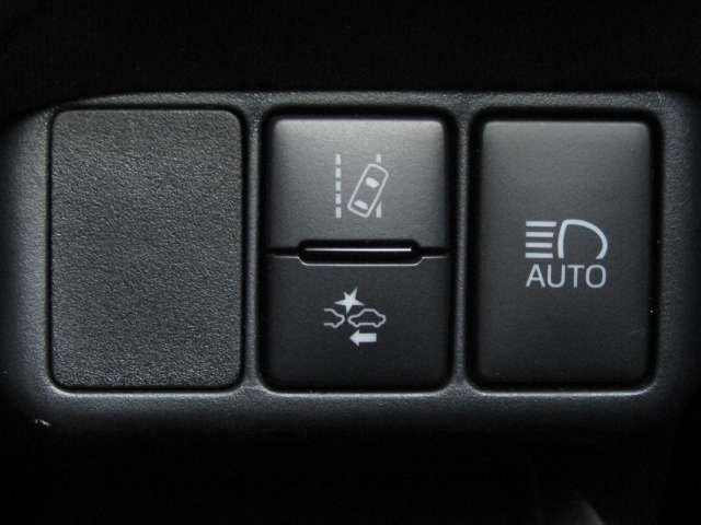 Toyota AQUA 2019-02 14942-7
