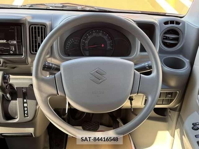 Suzuki EVERY 2023-01 301644-5