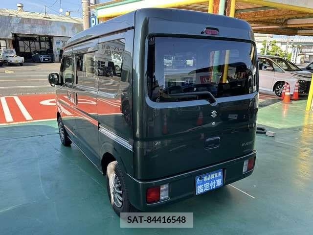 Suzuki EVERY 2023-01 301644-1