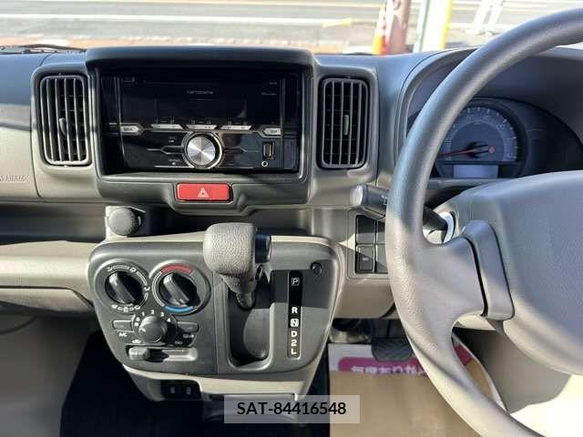 Suzuki EVERY 2023-01 301644-13