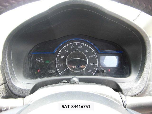 Nissan NOTE 2016-12 384494-7