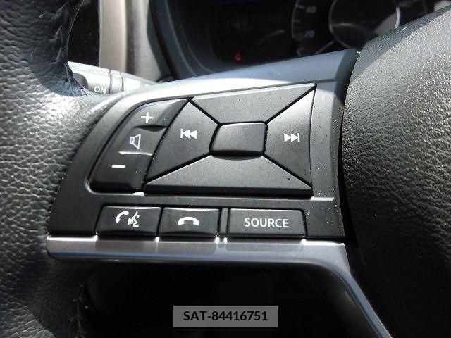 Nissan NOTE 2016-12 384494-25