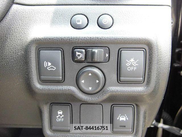 Nissan NOTE 2016-12 384494-24